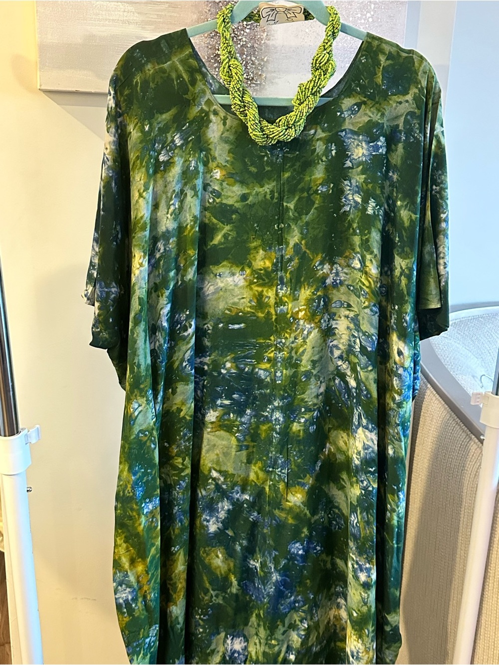 Women's Green Tie-Dye Short Sleeve Top